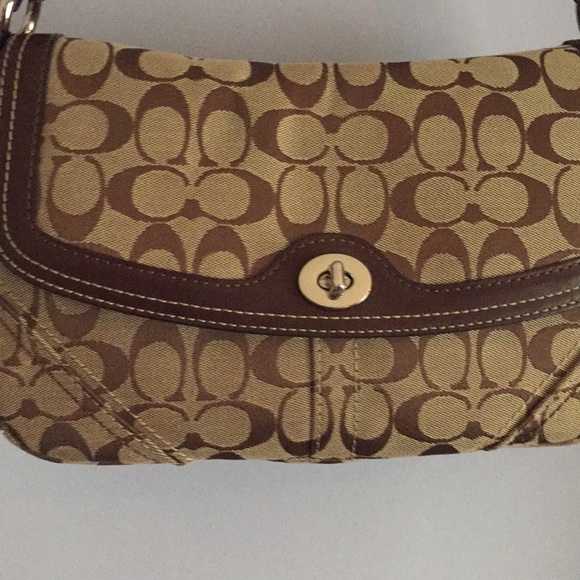 Coach - Picture 2 of 3